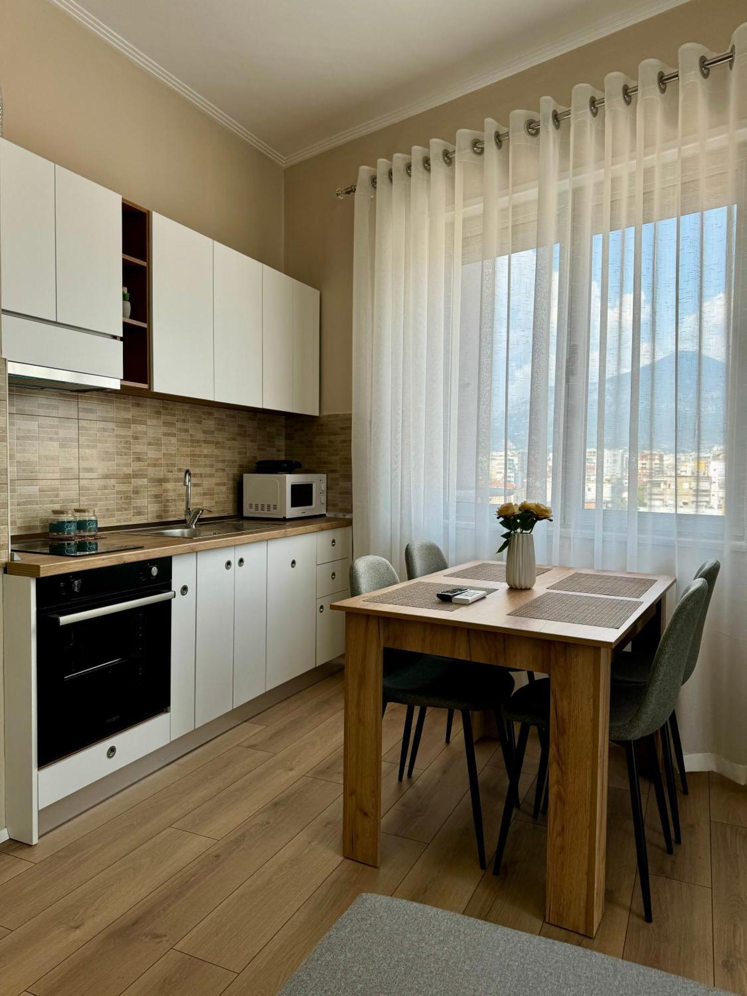 New Bazaar Cozy Apartment 2 Dajti View Tirana Exterior foto