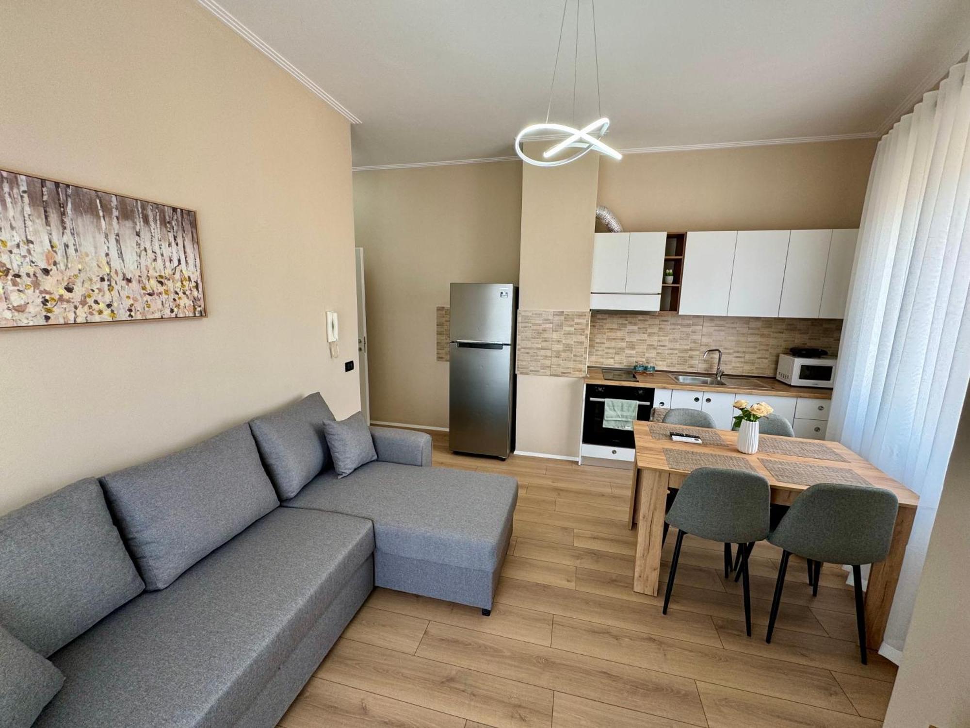 New Bazaar Cozy Apartment 2 Dajti View Tirana Exterior foto